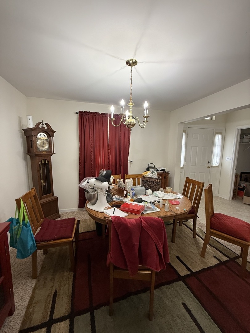 249 Millers Crossing Itasca, IL 60143 - Photo 4 of 17