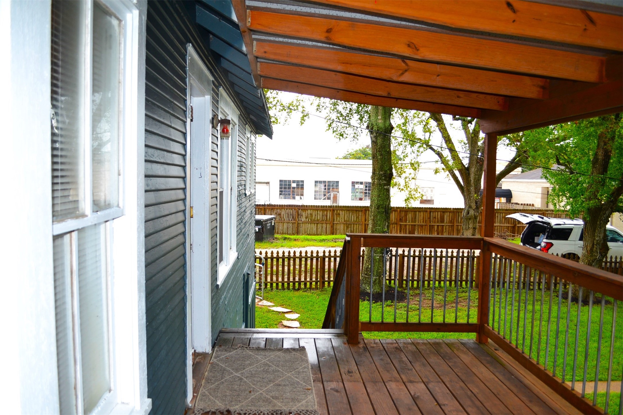308 West Sidnor Street Alvin, TX 77511 - Photo 16 of 17 Covered porch