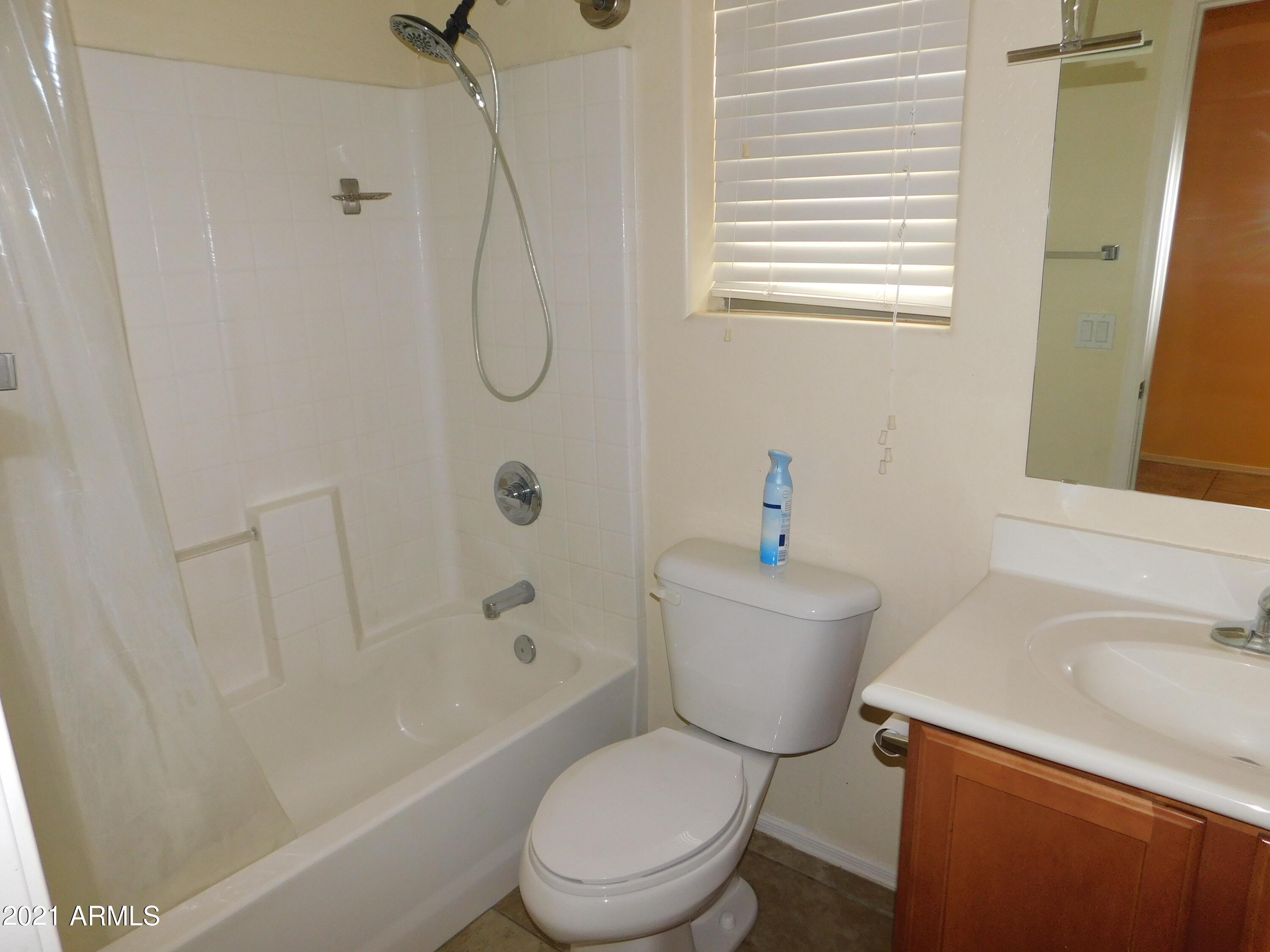 4308 West Alta Vista Road Laveen, AZ 85339 - Photo 25 of 39 GUEST BATH