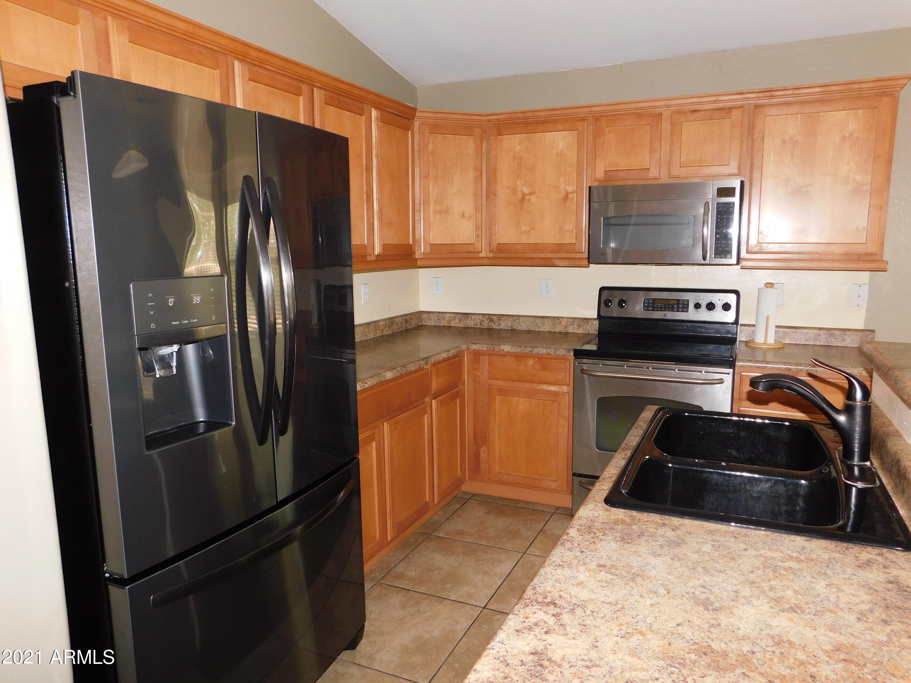 4308 West Alta Vista Road Laveen, AZ 85339 - Photo 10 of 39 KITCHEN 3