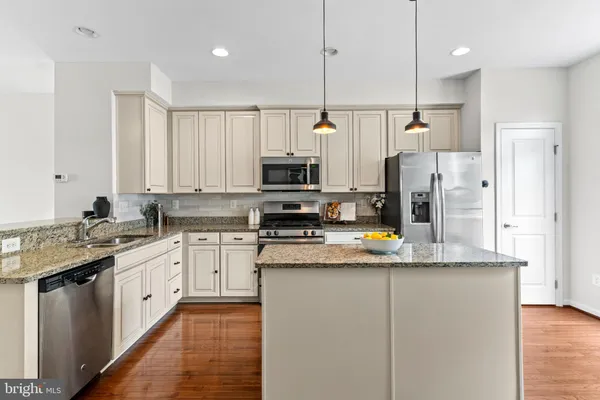 $635,000 | 24829 Coats Square, Aldie, VA 20105