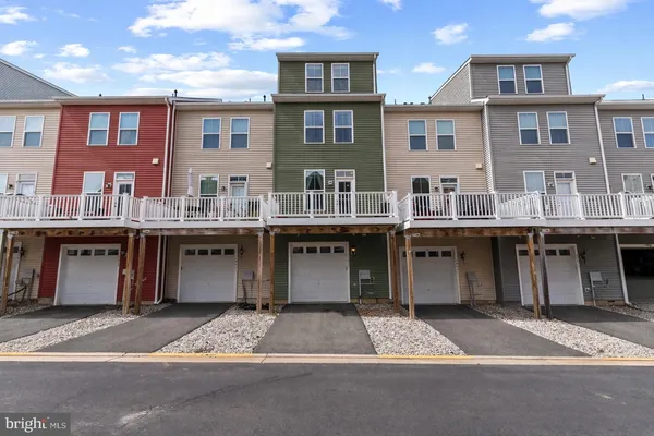 $635,000 | 24829 Coats Square, Aldie, VA 20105