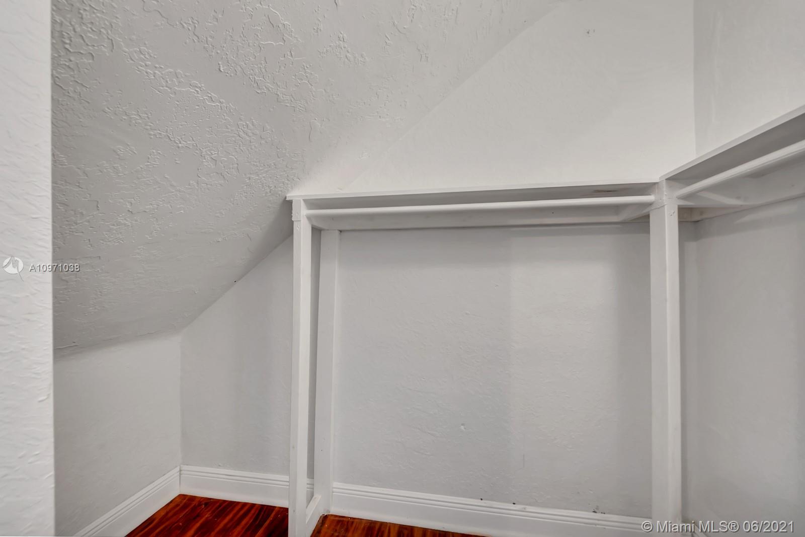 220 Northwest 7th Avenue, Unit 4 Miami, FL 33128 - Photo 21 of 25