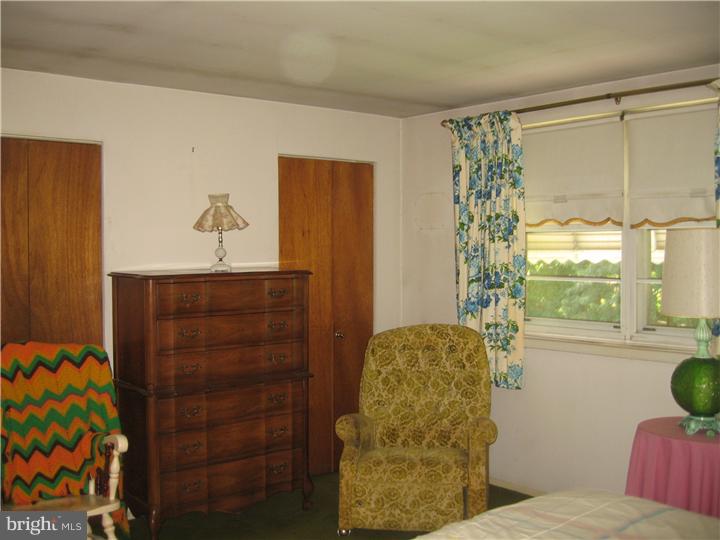 3328 Chesterfield Road Philadelphia, PA 19114 - Photo 12 of 23 Gallery Image 12