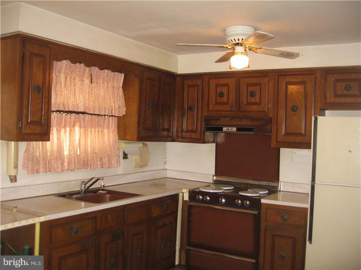3328 Chesterfield Road Philadelphia, PA 19114 - Photo 8 of 23 Gallery Image 8