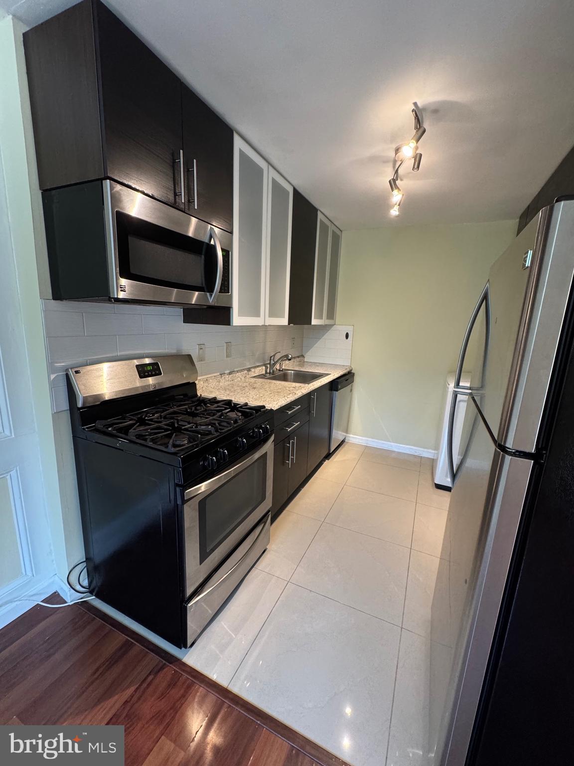 300 Byberry Road, Unit 302 Philadelphia, PA 19116 - Photo 7 of 13 Gallery Image 7