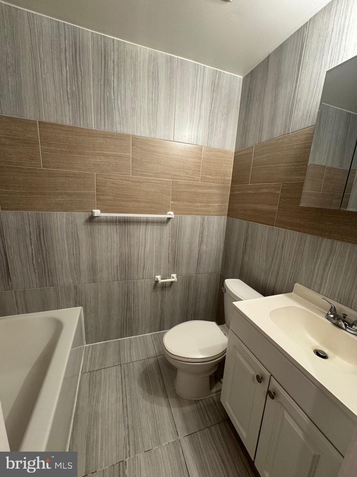 300 Byberry Road, Unit 302 Philadelphia, PA 19116 - Photo 8 of 13 Gallery Image 8