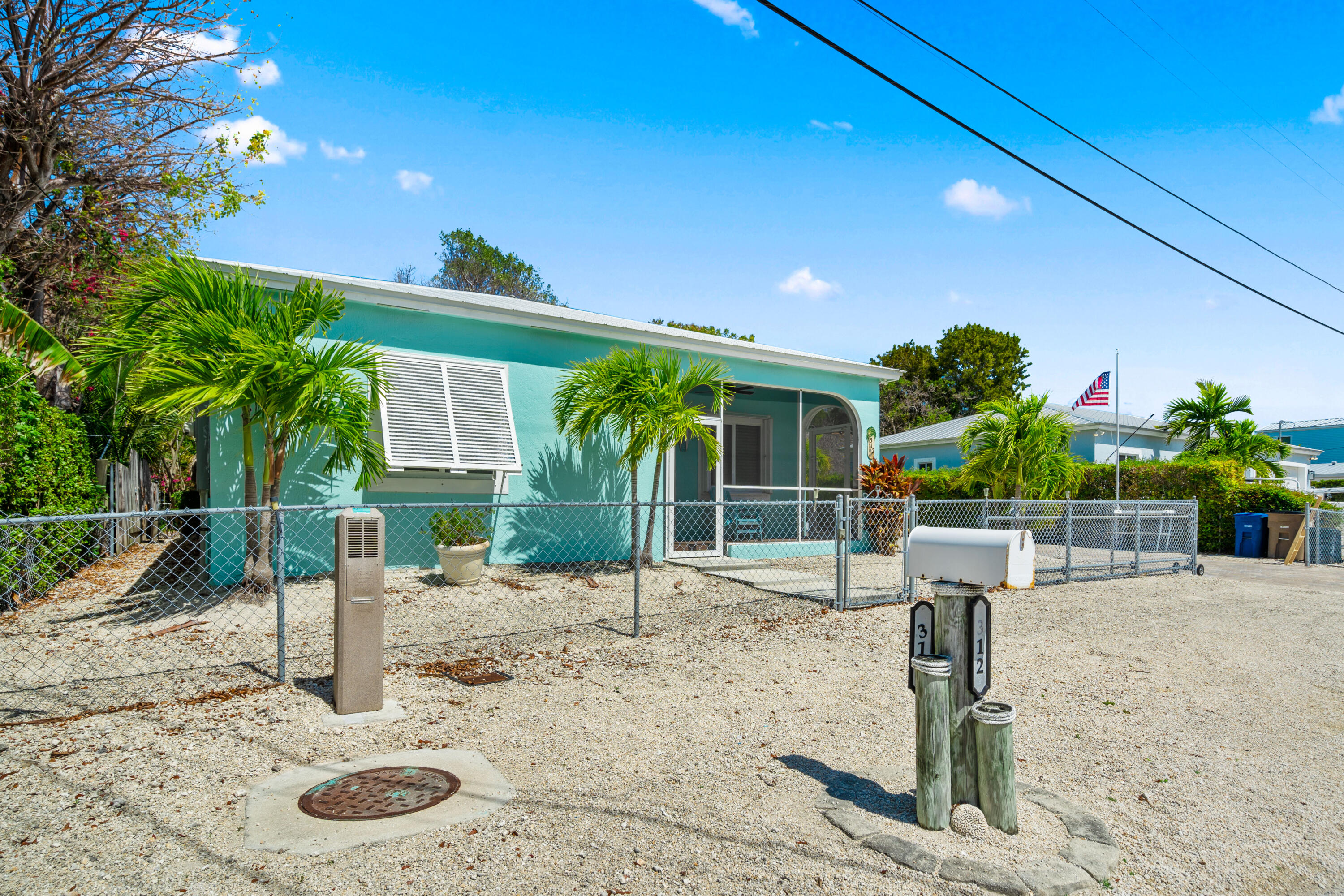 312 Ryan Avenue Key Largo, FL 33037 - Photo 35 of 47 2026_03_06 312 RYAN AVE KELSEY-35