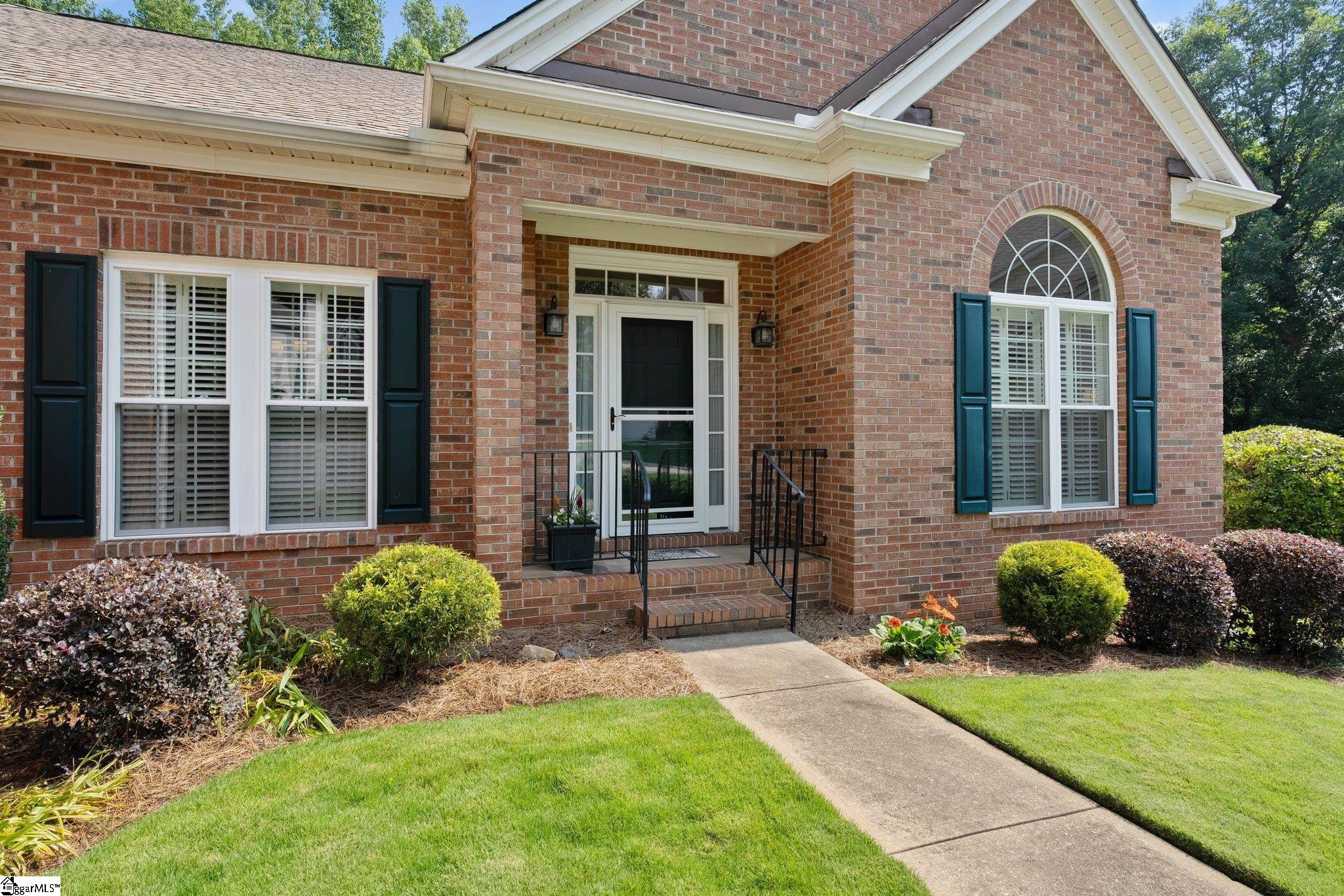 25 Bentley Way Greer, SC 29650 - Photo 3 of 31