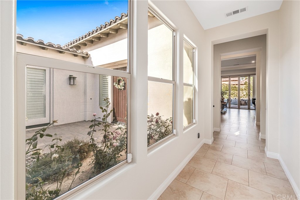 81094 Monarchos Circle La Quinta, CA 92253 - Photo 24 of 43 a view of livingroom with furniture