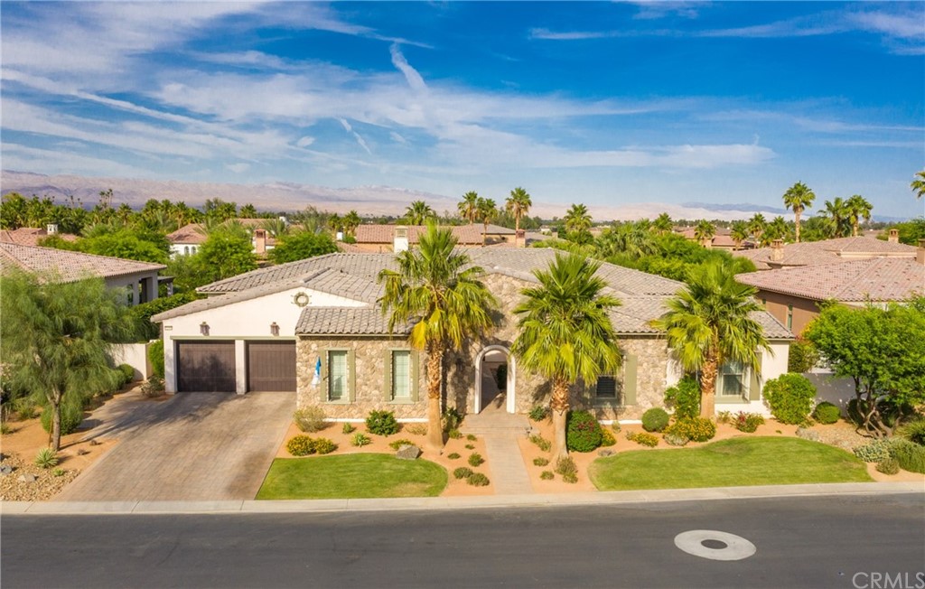 81094 Monarchos Circle La Quinta, CA 92253 - Photo 31 of 43 an aerial view of a house with swimming pool
