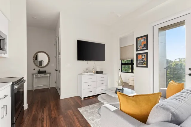 $599,900 | 1014 16th Avenue South, Unit 411, Nashville, TN 37212