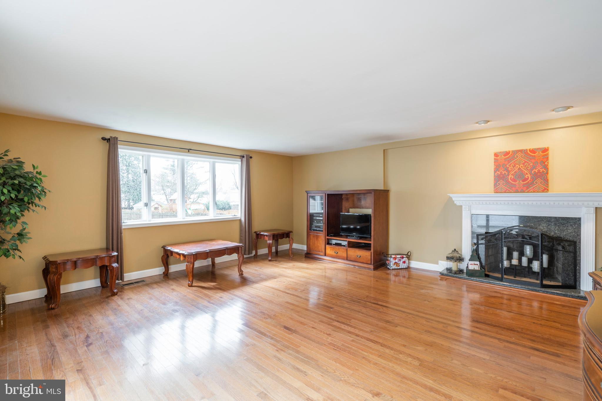 102 Penn Oak Road Flourtown, PA 19031 - Photo 11 of 27