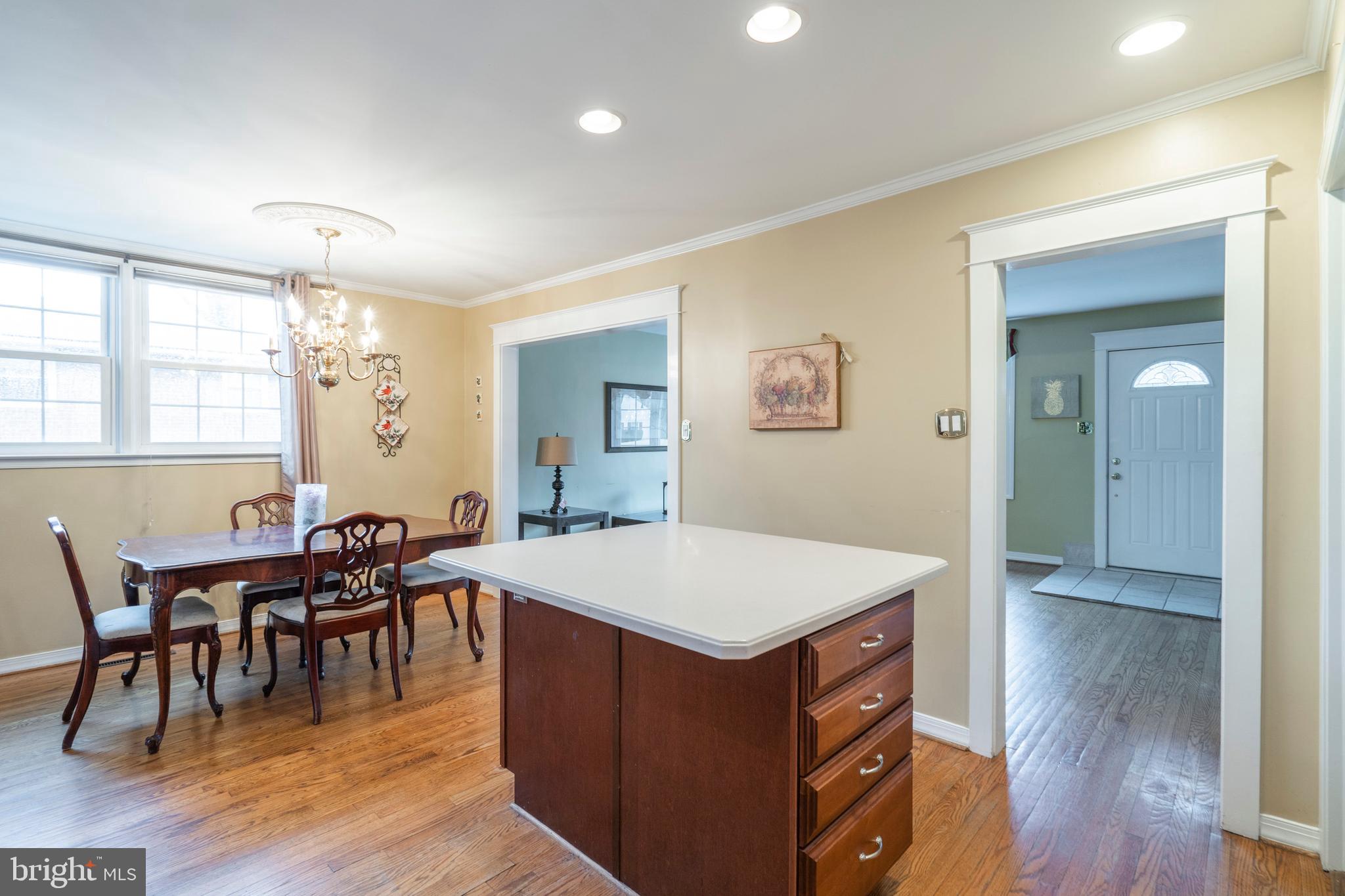 102 Penn Oak Road Flourtown, PA 19031 - Photo 8 of 27
