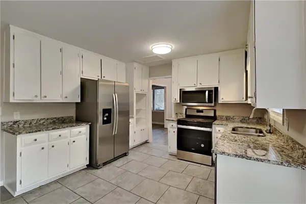 $2,545 | 252 Paxton Circle, Marietta, GA 30066