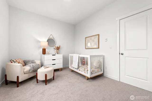 $699,950 | 1423 Southwest 111th Lane, Seattle, WA 98146