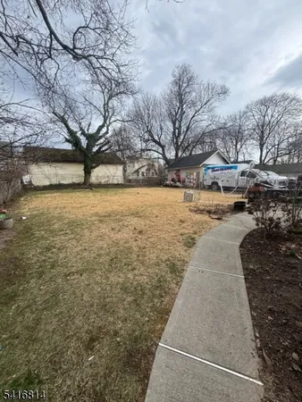 a view of a entryway of the house