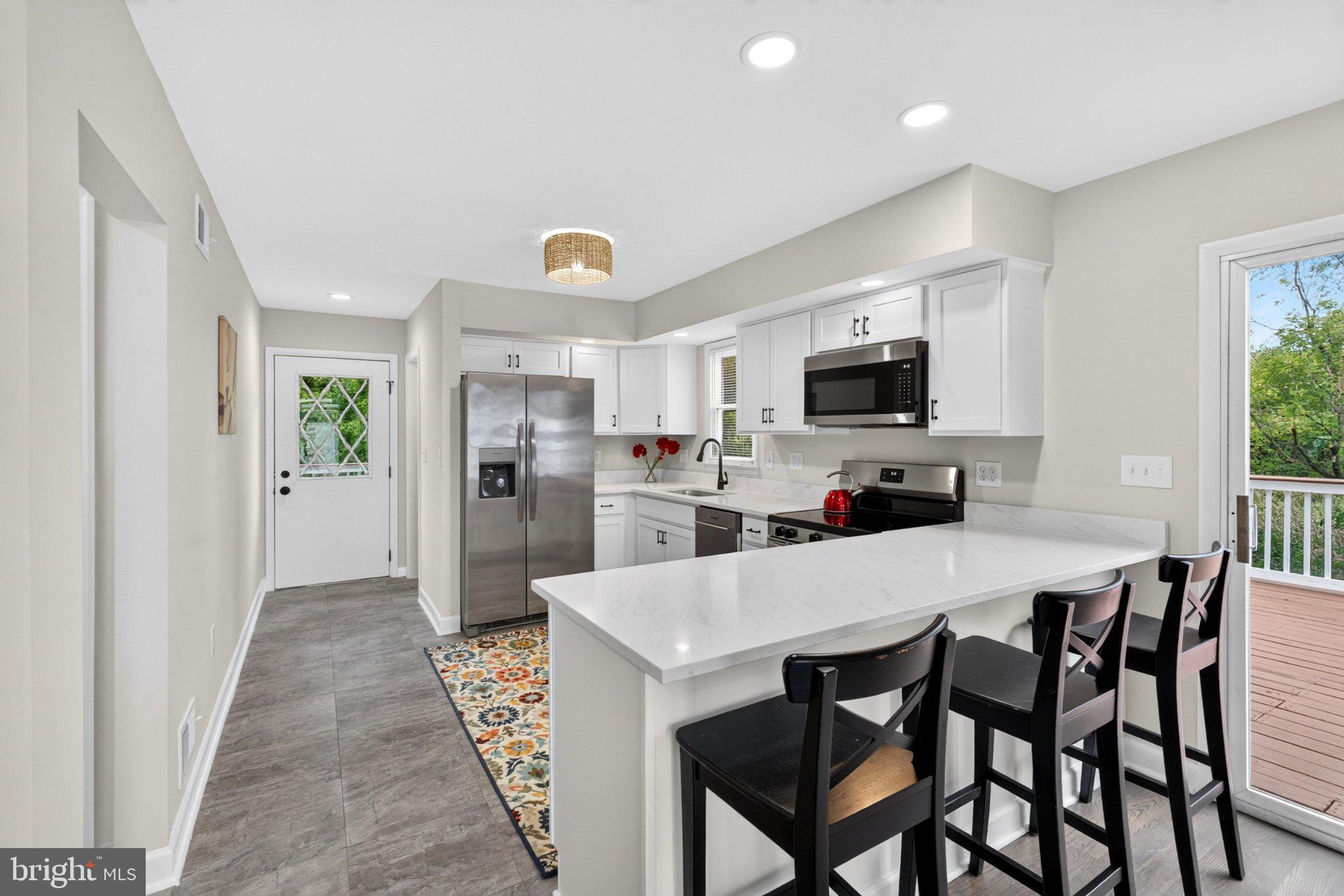 336 Riverside Drive Essex, MD 21221 - Photo 10 of 56 Functional breakfast bar