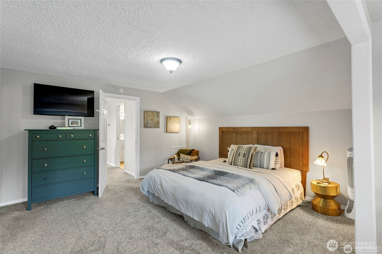 6502 Avondale Road Southwest, Unit 4 Lakewood, WA 98499 - Photo 27 of 32