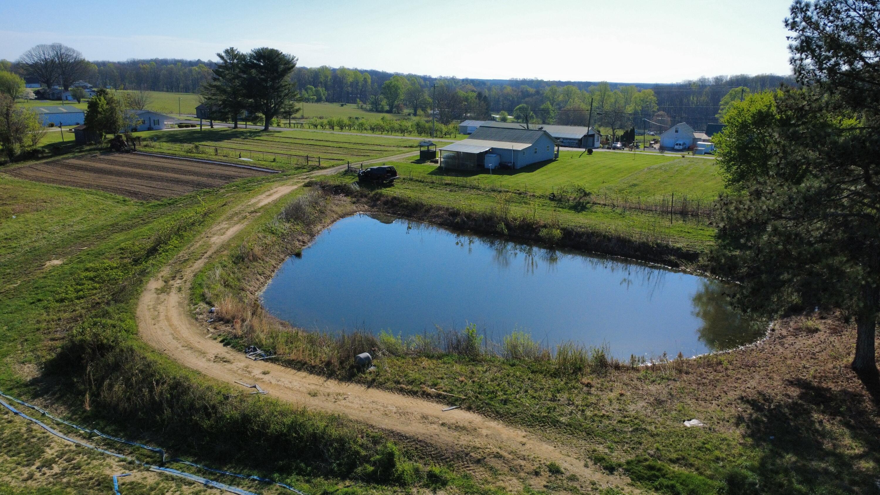 1107 Summer City Road Pikeville, TN 37367 - Photo 8 of 29 dji_fly_20260411_093436_69_1775914638832