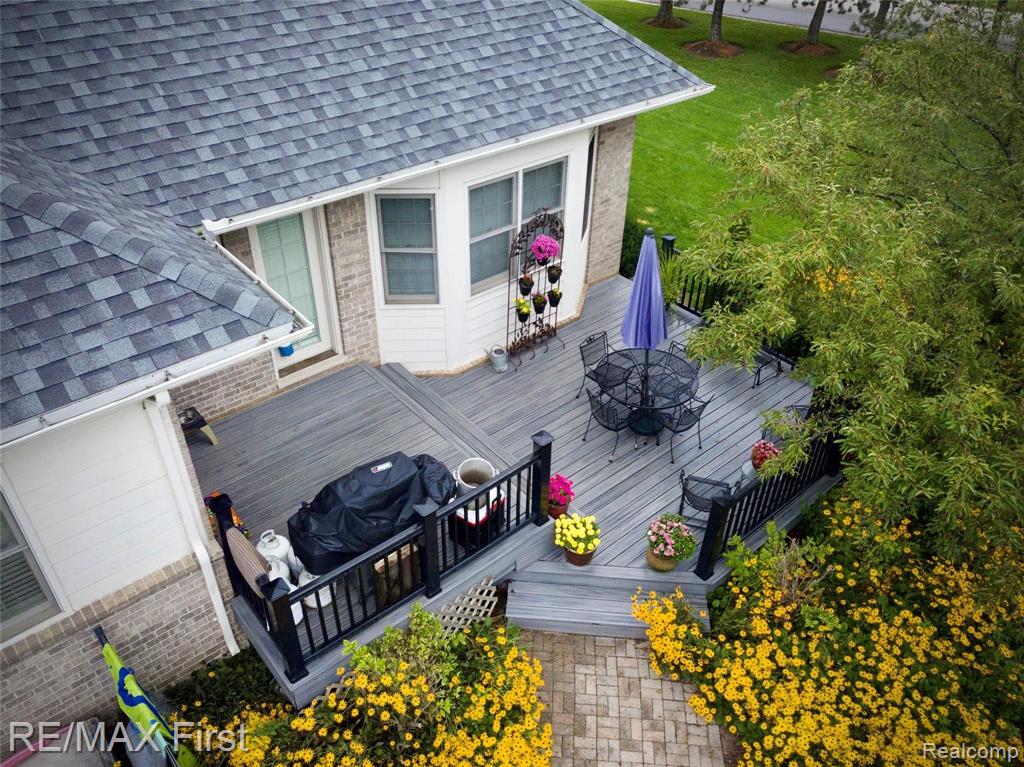 4393 Southacre Lane Rochester, MI 48306 - Photo 4 of 46