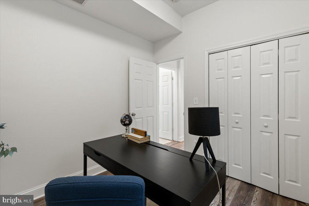 3350 17th Street Northwest, Unit T2 Washington, DC 20010 - Photo 21 of 31