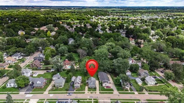 $249,900 | 732 Park Avenue, Sycamore, IL 60178