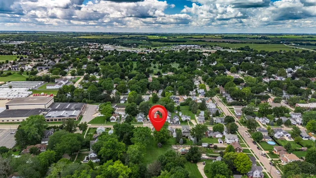 $249,900 | 732 Park Avenue, Sycamore, IL 60178