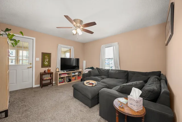 $249,900 | 732 Park Avenue, Sycamore, IL 60178