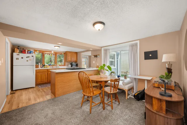 $249,900 | 732 Park Avenue, Sycamore, IL 60178