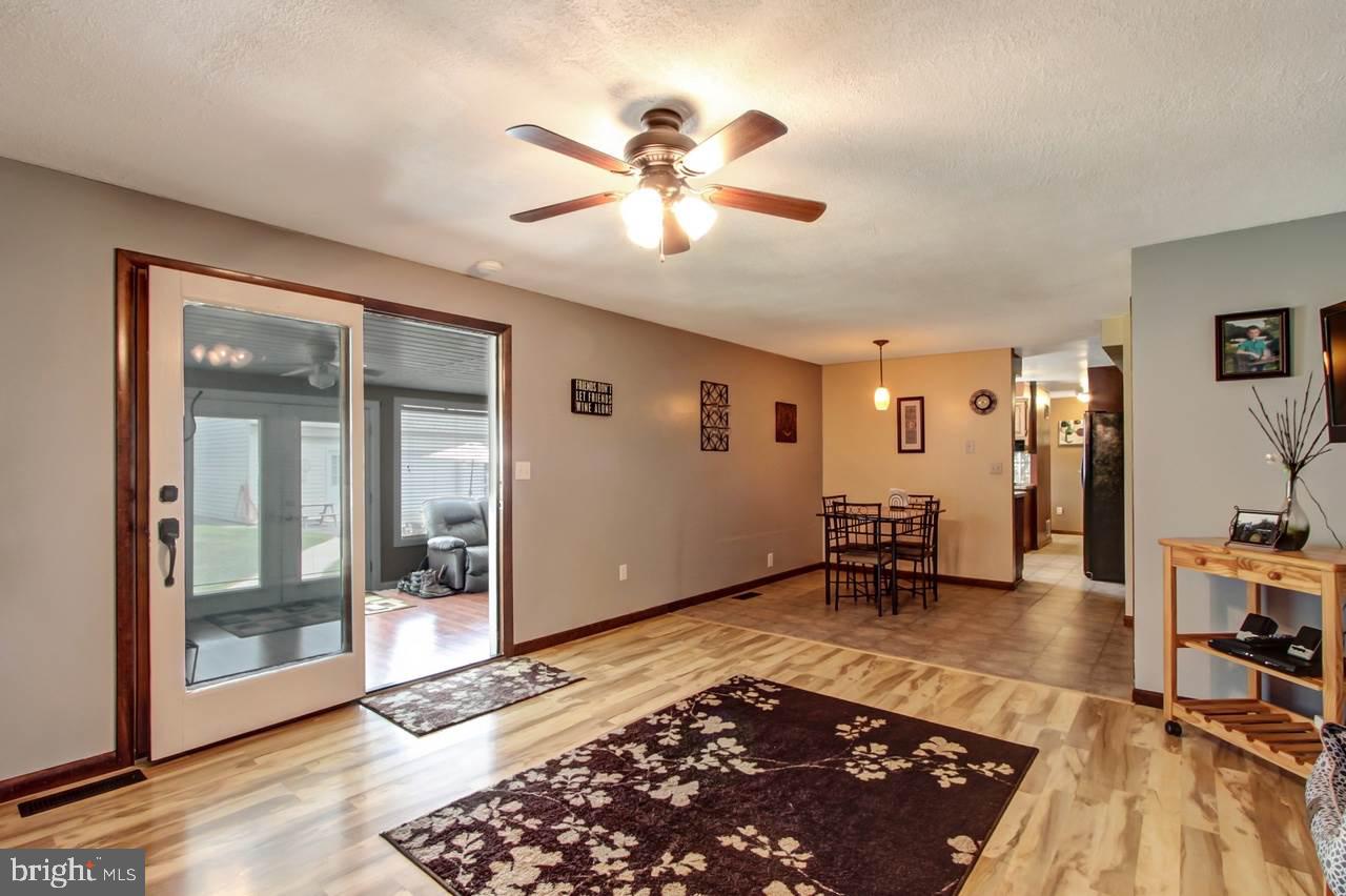 99 White Oak Tree Road York Springs, PA 17372 - Photo 6 of 25 Gallery Image 6