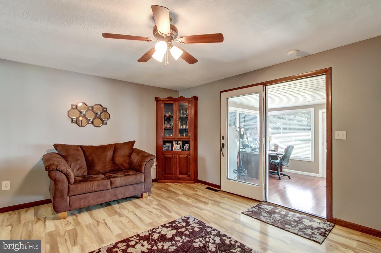 99 White Oak Tree Road York Springs, PA 17372 - Photo 8 of 25 Gallery Image 8