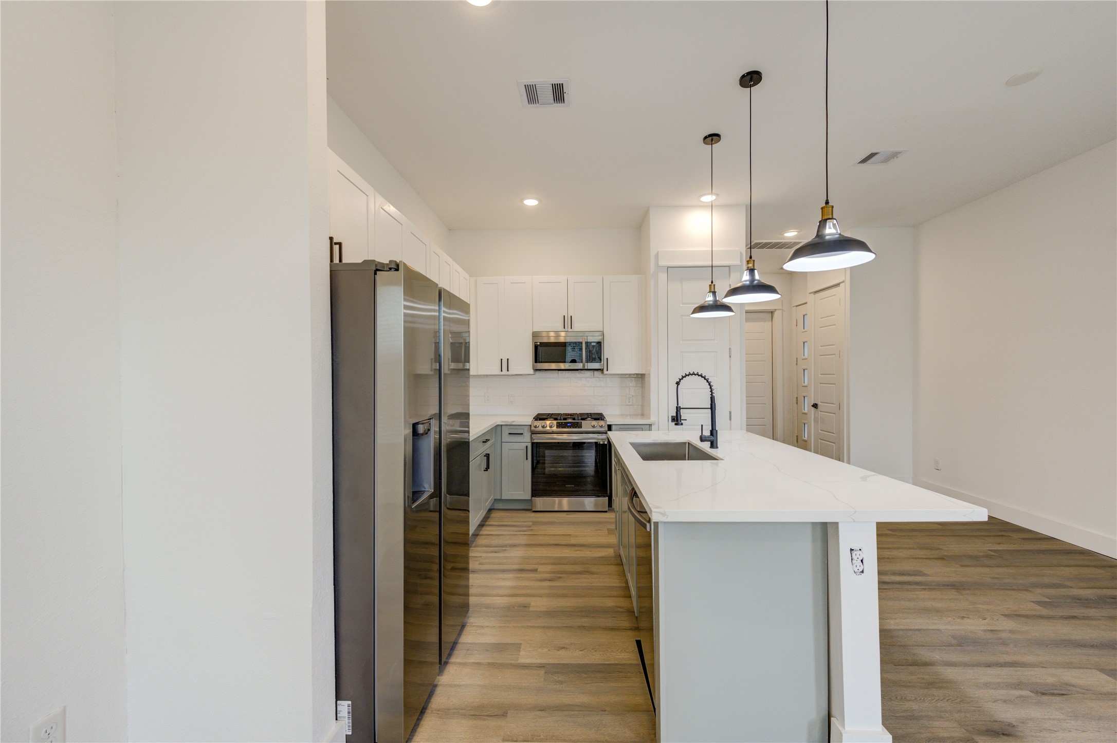 2906 Stevens Street Houston, TX 77026 - Photo 11 of 39