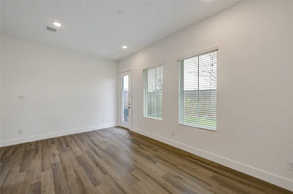 $2,200 | 2906 Stevens Street, Houston, TX 77026