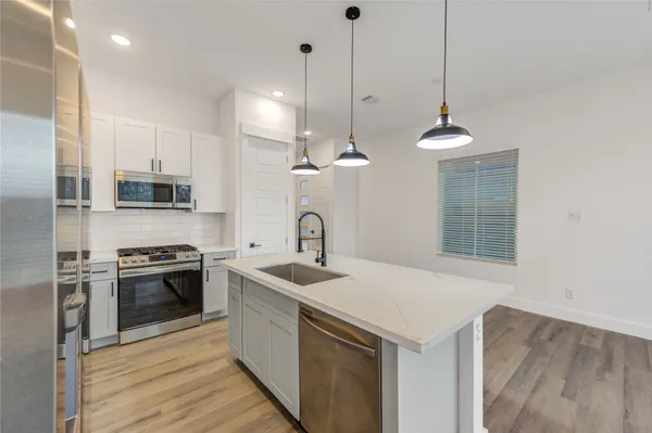 $2,200 | 2906 Stevens Street, Houston, TX 77026