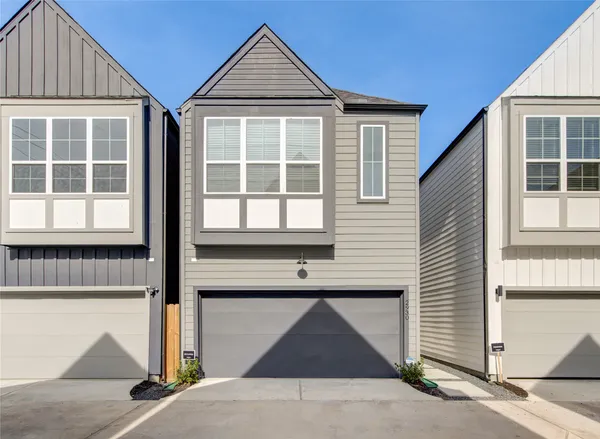 $2,200 | 2906 Stevens Street, Houston, TX 77026