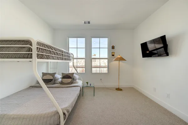 $2,200 | 2906 Stevens Street, Houston, TX 77026