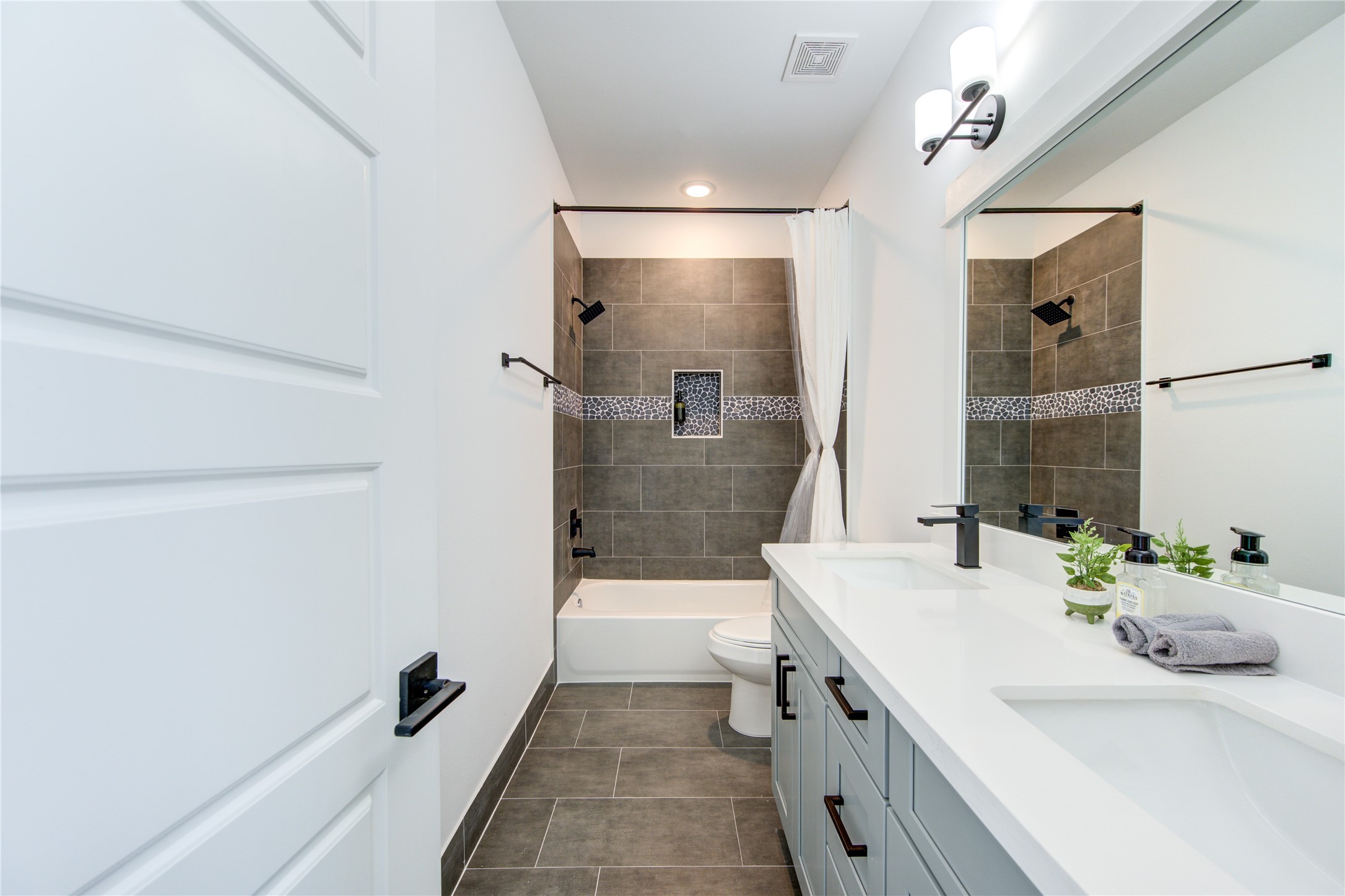 2906 Stevens Street Houston, TX 77026 - Photo 29 of 39