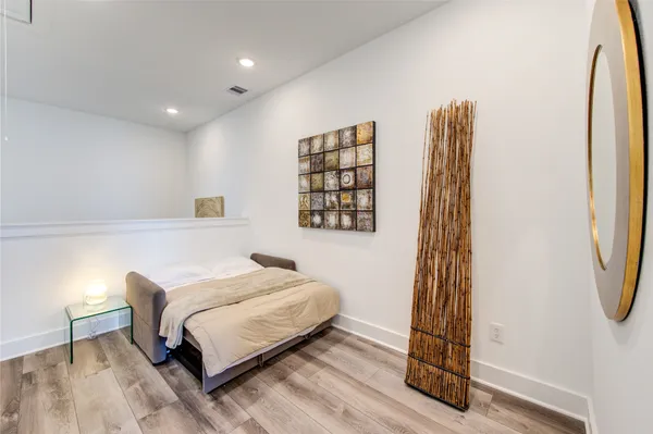 $2,200 | 2906 Stevens Street, Houston, TX 77026