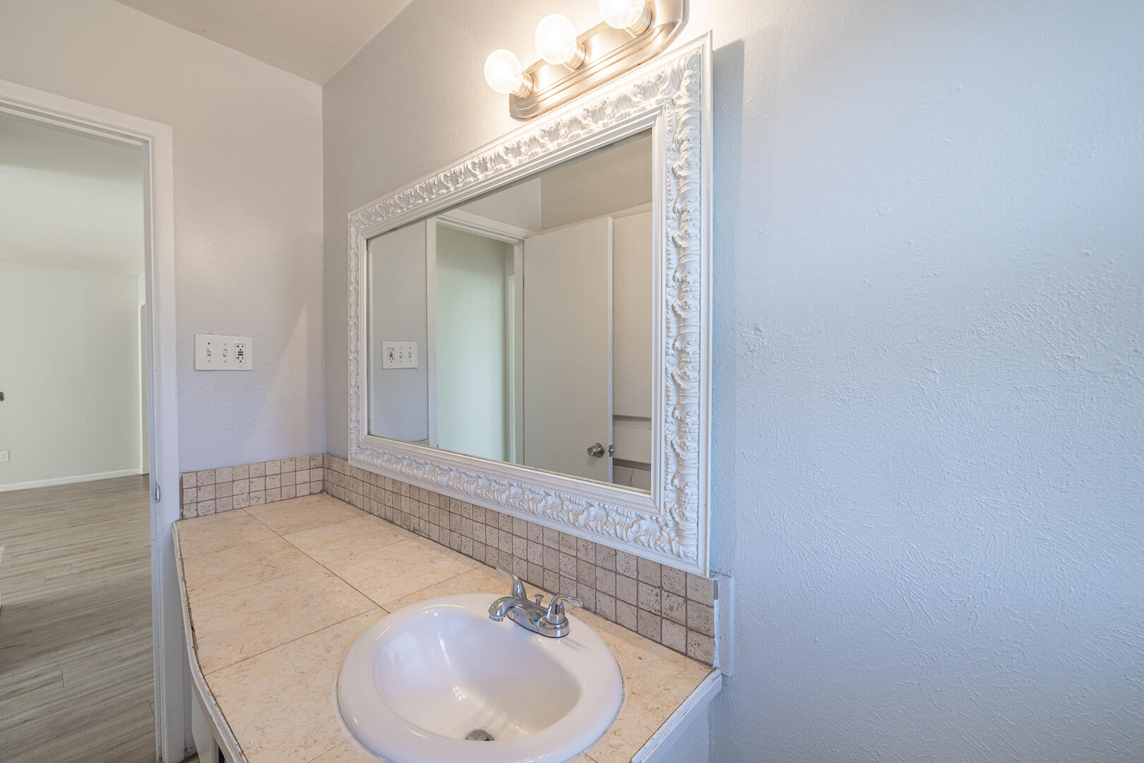 2402 46th Street Lubbock, TX 79412 - Photo 13 of 35 1-26
