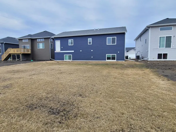 $469,900 | 2308 36th Avenue South, Moorhead, MN 56560