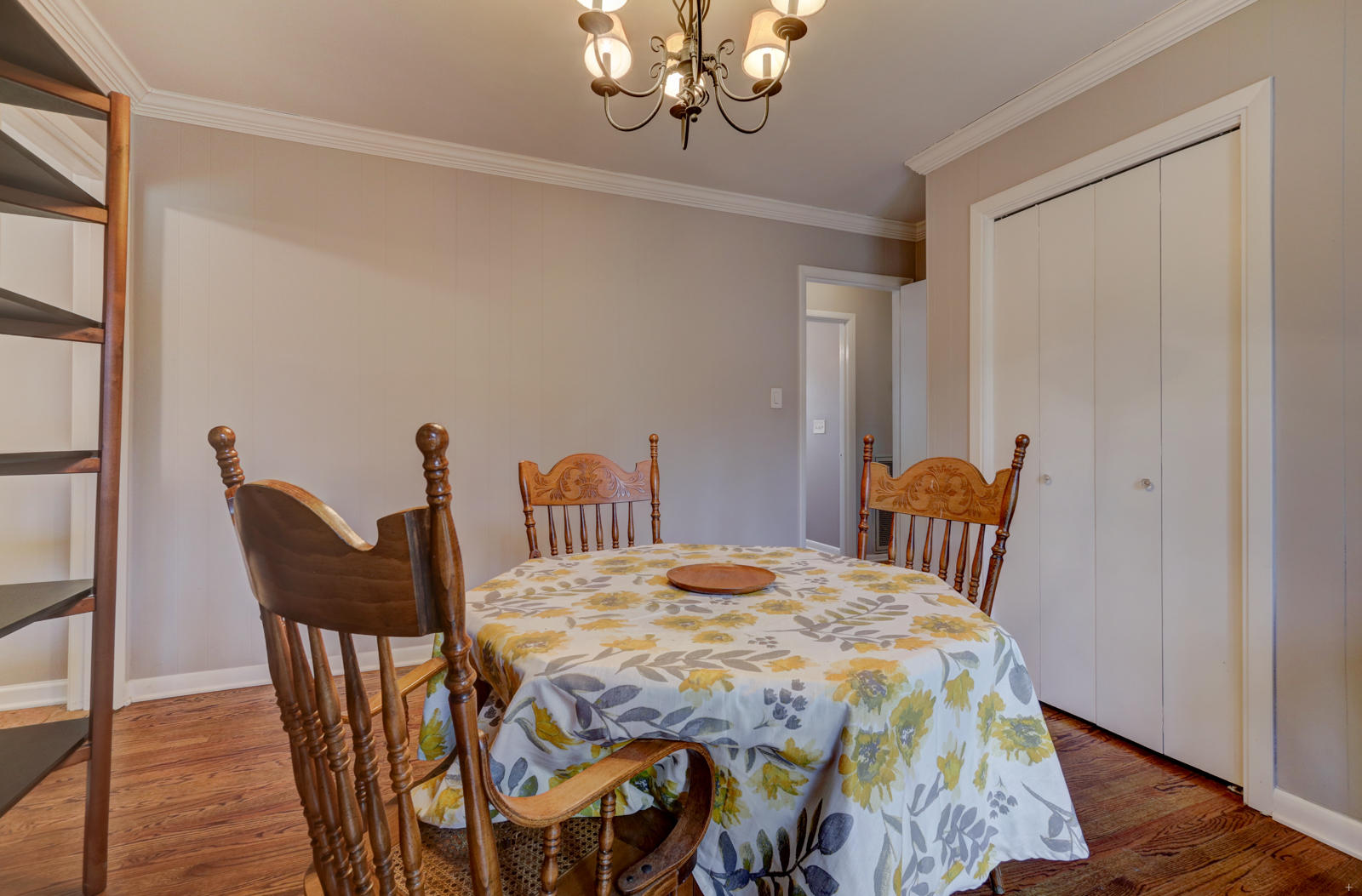 1212 Huntington Road Southwest Knoxville, TN 37919 - Photo 17 of 20 Positive Perceptions-9