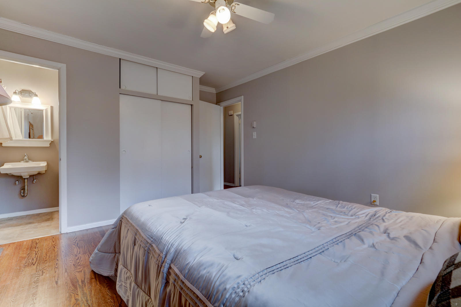 1212 Huntington Road Southwest Knoxville, TN 37919 - Photo 7 of 20 Positive Perceptions-14