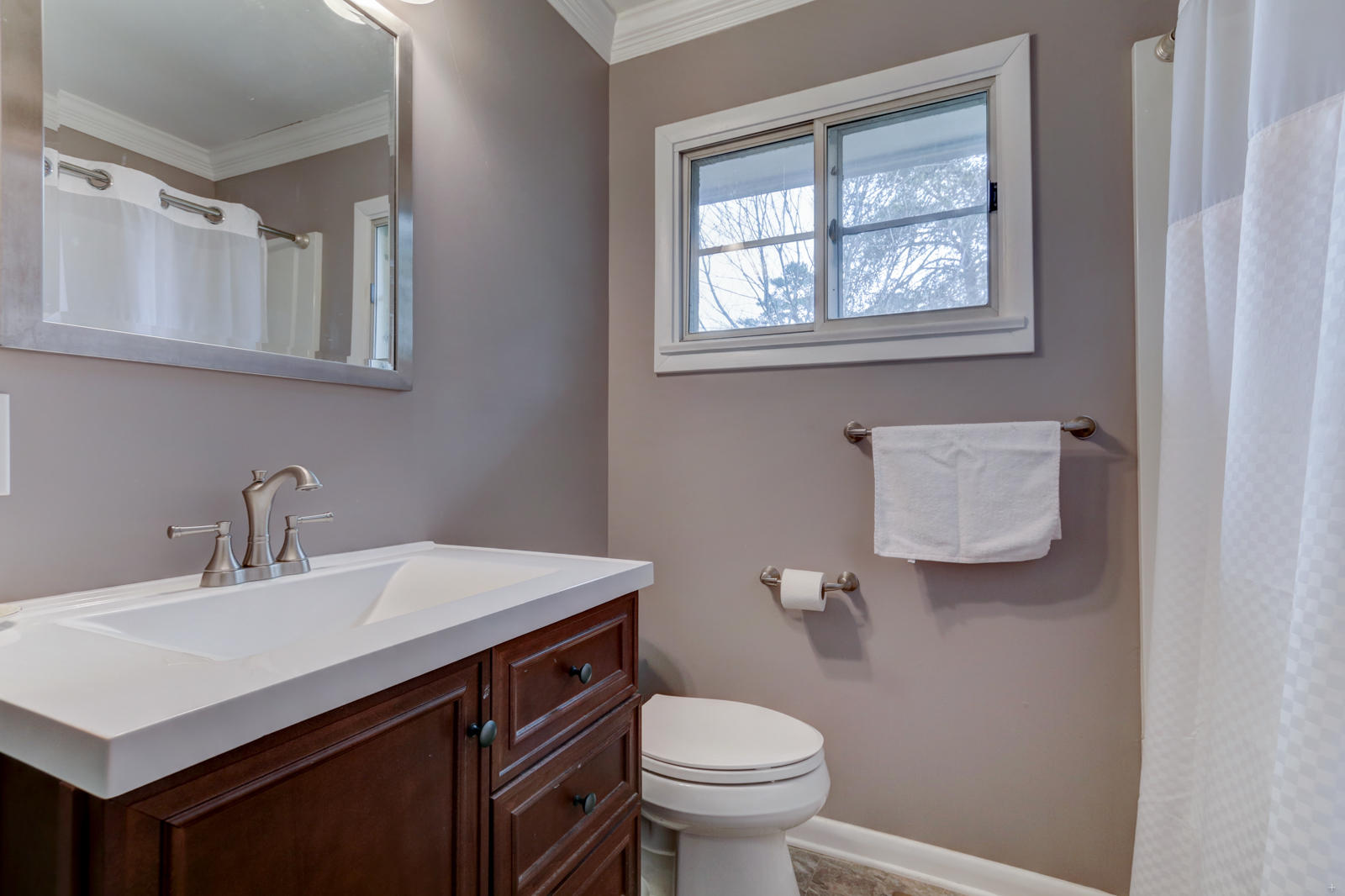 1212 Huntington Road Southwest Knoxville, TN 37919 - Photo 9 of 20 Positive Perceptions-16
