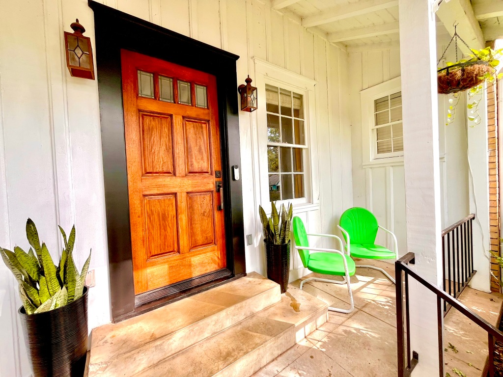 4501 Sinclair Avenue Austin, TX 78756 - Photo 2 of 21 a view of a door and chair