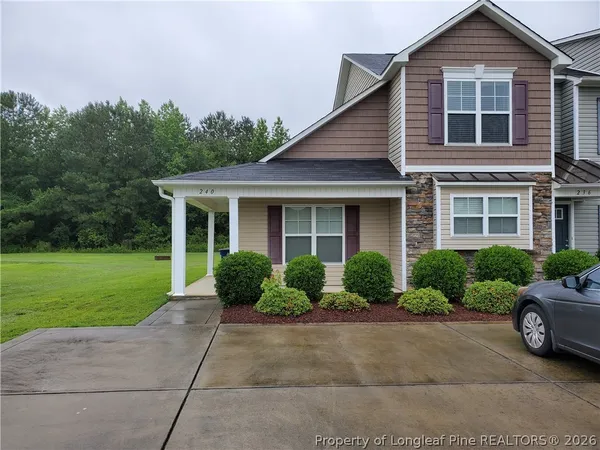 $1,620 | 240 Collinwood Drive, Raeford, NC 28376