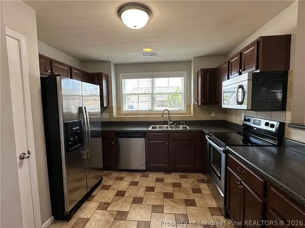 $1,620 | 240 Collinwood Drive, Raeford, NC 28376