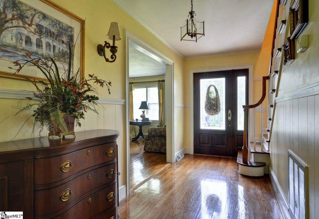 16 Kensington Road Greenville, SC 29617 - Photo 2 of 15 Gallery Image 2