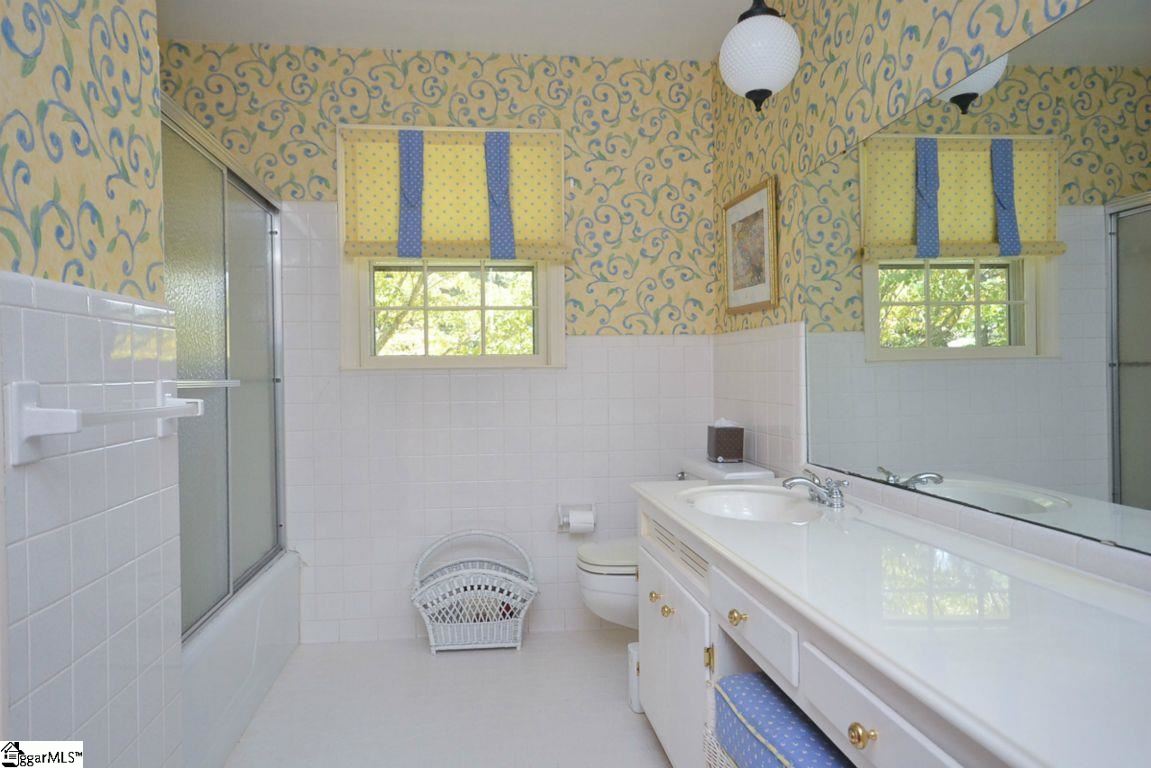 16 Kensington Road Greenville, SC 29617 - Photo 9 of 15 Gallery Image 9