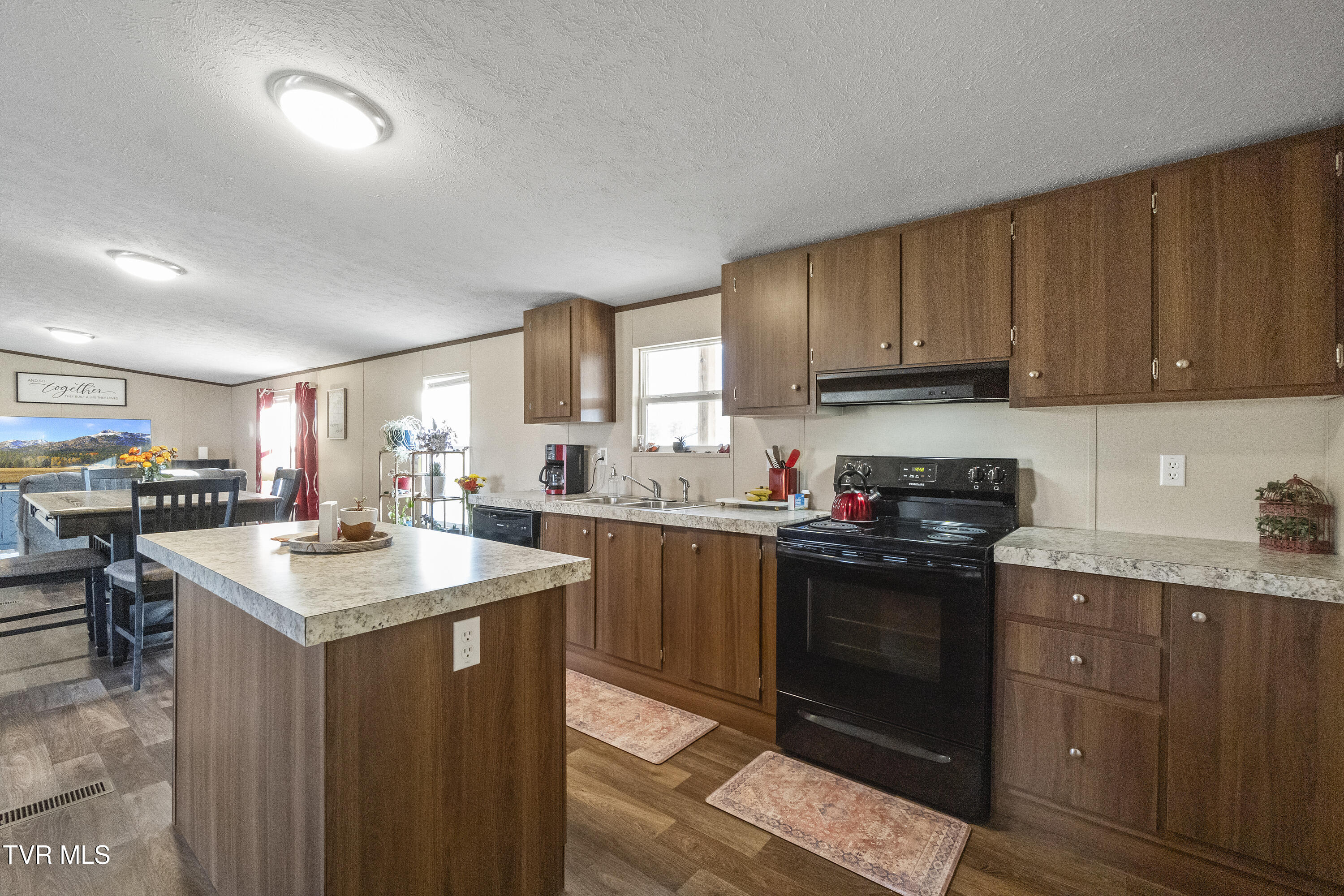 3620 Sunnydale Road Greeneville, TN 37743 - Photo 4 of 53 Kitchen